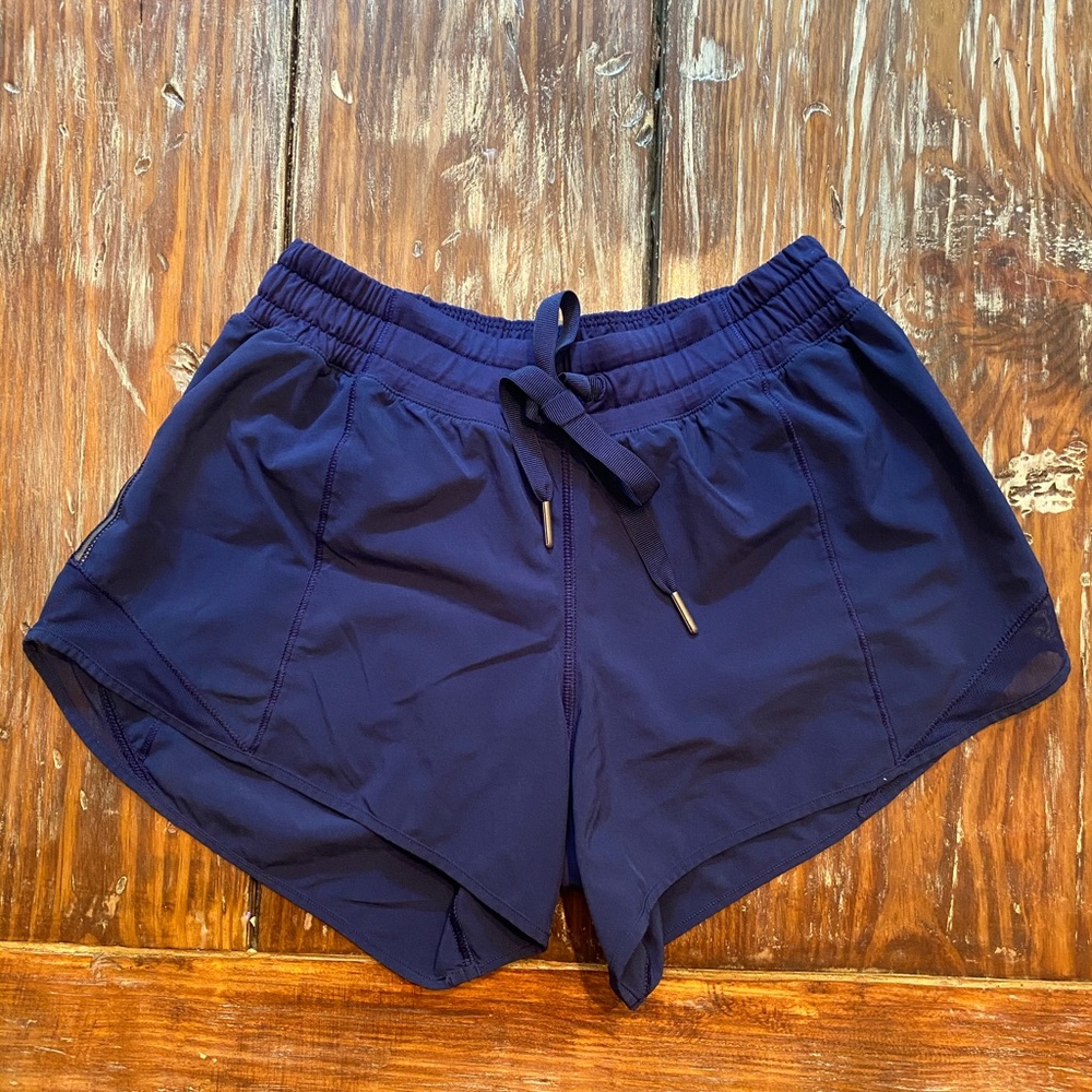 Lululemon Hotty Hot Short